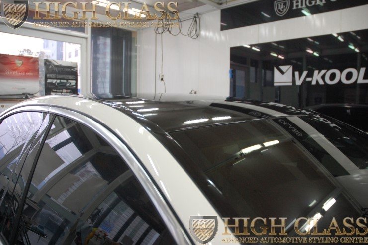 창원 하이클라스에서 벤츠 C220d 루프스킨 작업했어요 