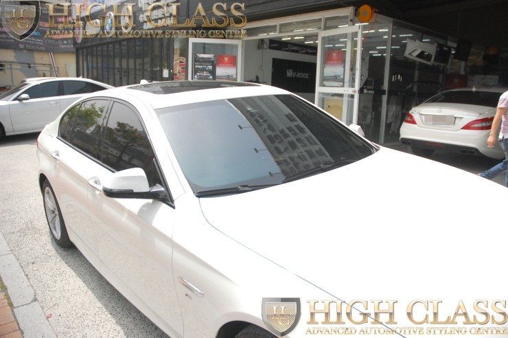 BMW 530d 창원썬팅 잘하는곳 하이클라스에서 브이쿨 썬팅 전면 X 25 시공