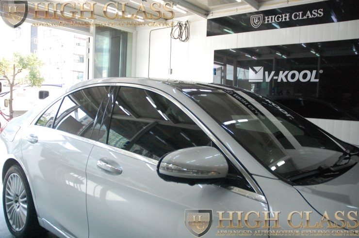 벤츠 S350d S클래스 썬팅계의 명품 브이쿨 썬팅 + 스마트한 블랙박스 아이나비 QXD950 view + 블랙박스 보조배터리 에코파워팩 [창원 하이클라스] 