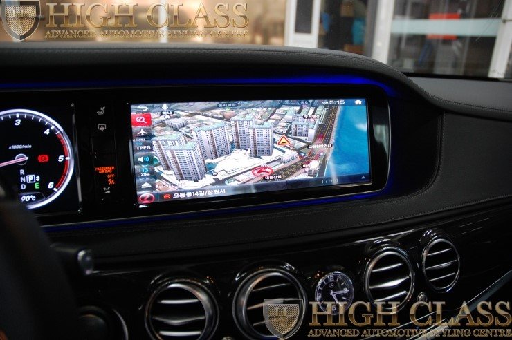 창원 네비매립 수입차 전용 아이나비 X1 큐브 / 벤츠 S350d 