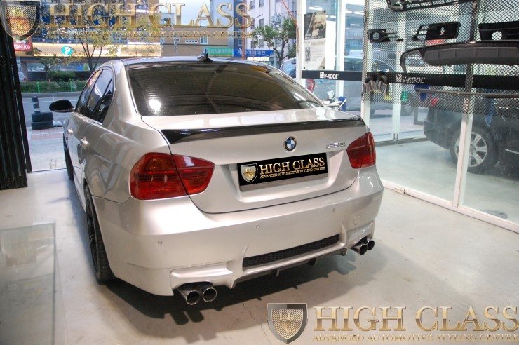 BMW 328i 창원라이트필름 PPF 테일램프 스모그색상으로 운전에 지장없이 업그레이드 