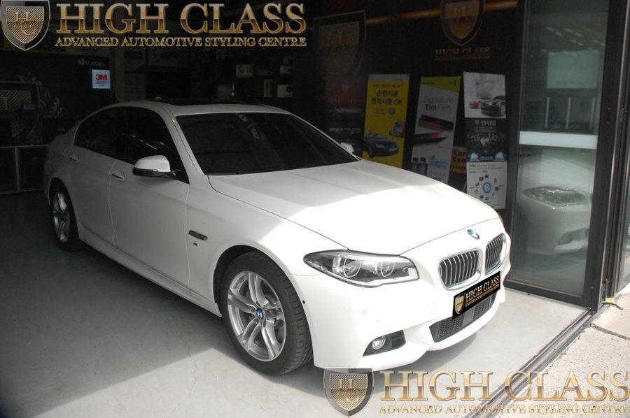 BMW 520d 무빙도어스커프 창원 LED 튜닝 여기서
