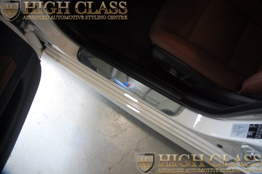 BMW 520d 무빙도어스커프 창원 LED 튜닝 여기서