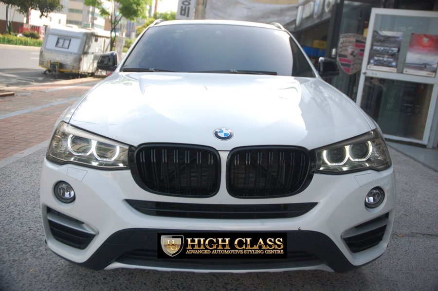 BMW X4 키드니 그릴교체 블랙유광의 포스 후덜덜 창원 드레스업 튜닝