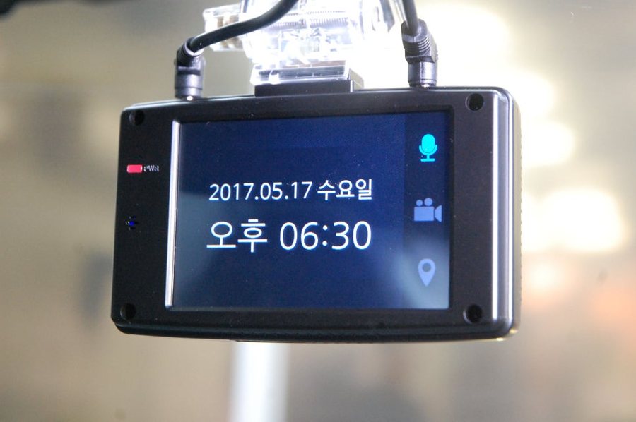 열차단 썬팅 잘하는곳 창원 보조배터리 셀링크B 올뉴모닝 블랙박스 설치까지
