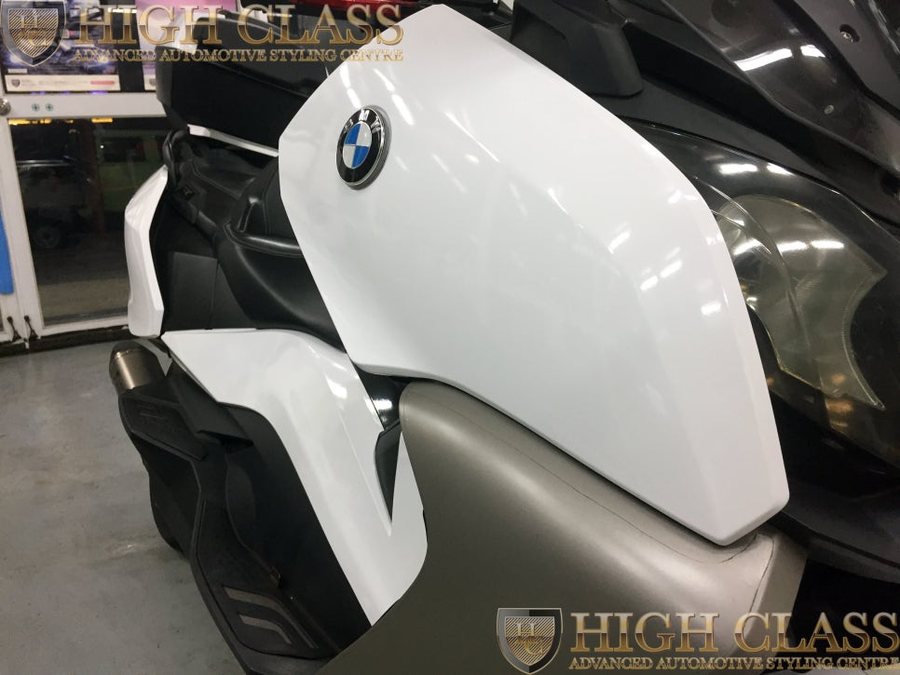 창원 바이크랩핑 BMW C650GT 전체를 화이트 카스킨으로