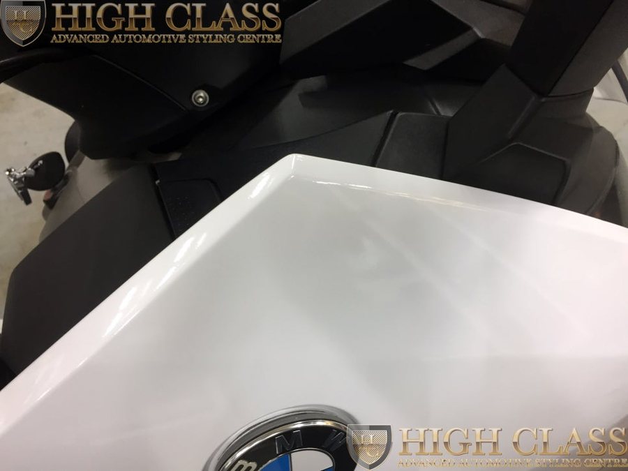 창원 바이크랩핑 BMW C650GT 전체를 화이트 카스킨으로