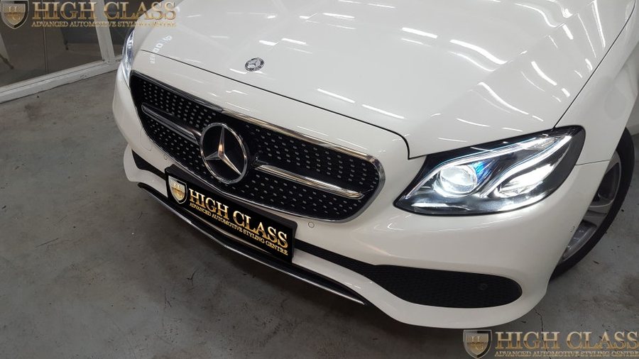 벤츠 E클래스 다이아몬드 그릴 W213 E220d의 튜닝