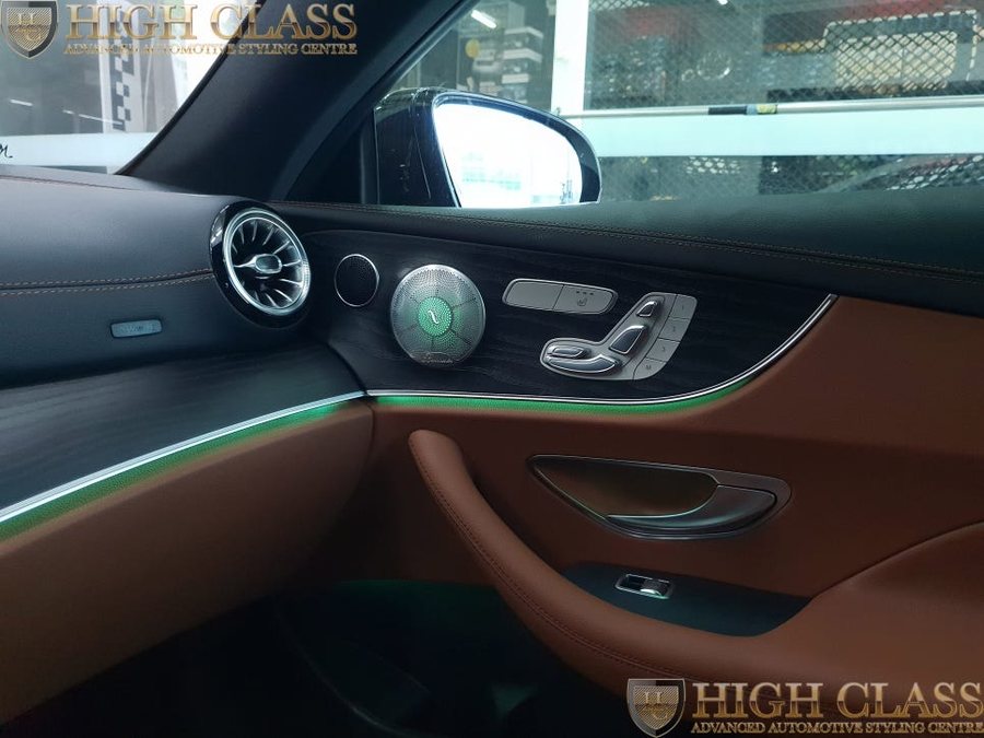 벤츠 E220d 쿠페 부메스터 커버와 미드레인지 엠비언트