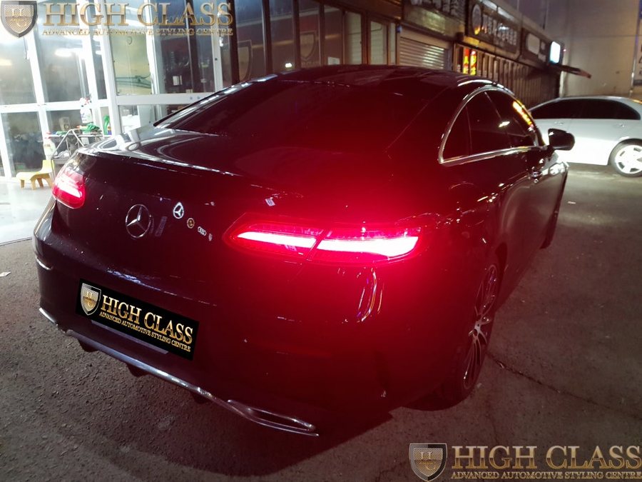 벤츠 E220d E쿠페 17년식 멀티컬러 및 부메스터 커버