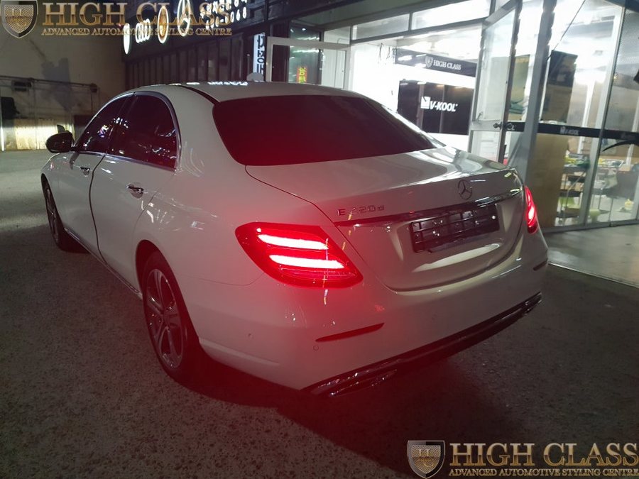 벤츠 E클래스 블랙 다이아몬드 그릴 AMG 스타일로
