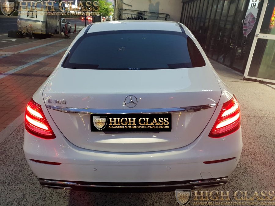 벤츠 E클래스 E300 순정 전동트렁크