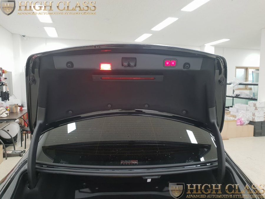 벤츠 E클래스 E300 순정 전동트렁크 자동차 생활의 필요 옵션
