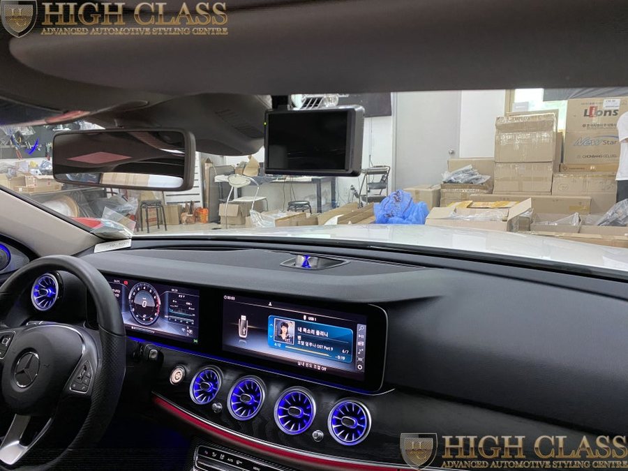벤츠 E클래스 E300 전동센터스피커 사운드튜닝