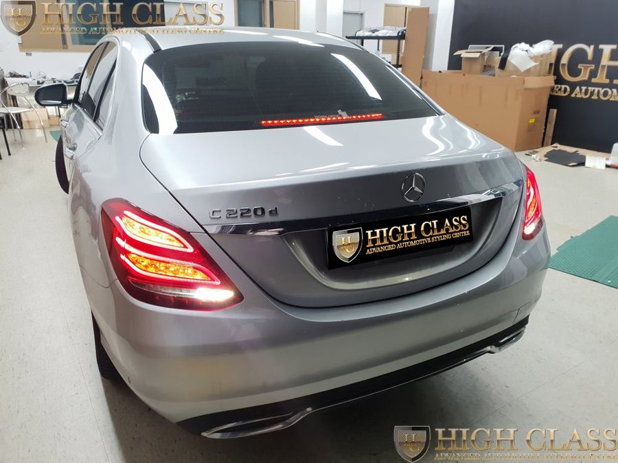 벤츠 C클래스 C220d 순정 어라운드뷰 360도 화면으로 안전운전