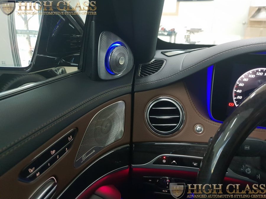 신형 벤츠 S클래스 S350d 부메스터 전동트위터 및 미드레인지 커버