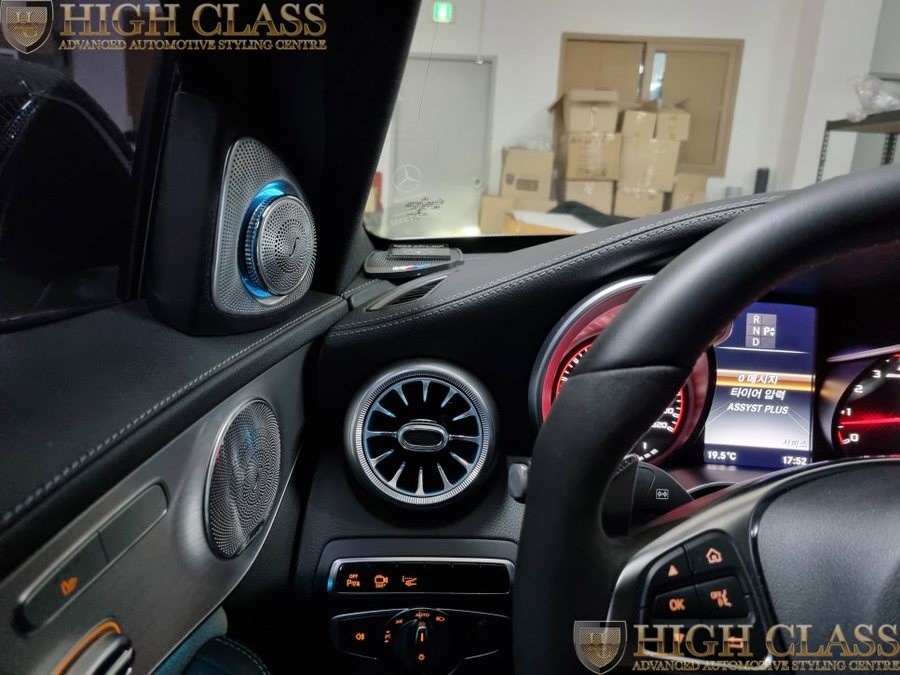 벤츠 C63 AMG 전동트위터 송풍구 대시보드 엠비언트 2열 열선시트