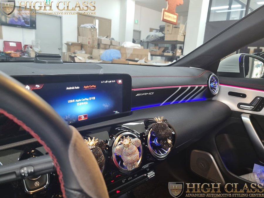 벤츠 CLA AMG 에디션 버전 대시보드 엠비언트