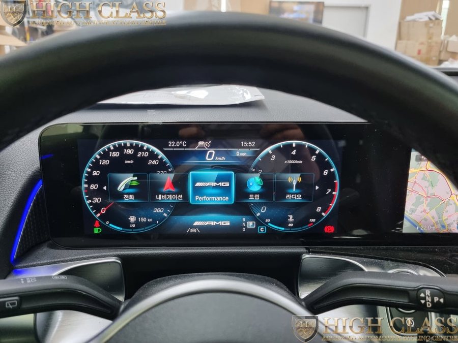 벤츠 GLB  AMG 퍼포먼스 코딩 / 오토하이빔 어시스트 / 통풍시트