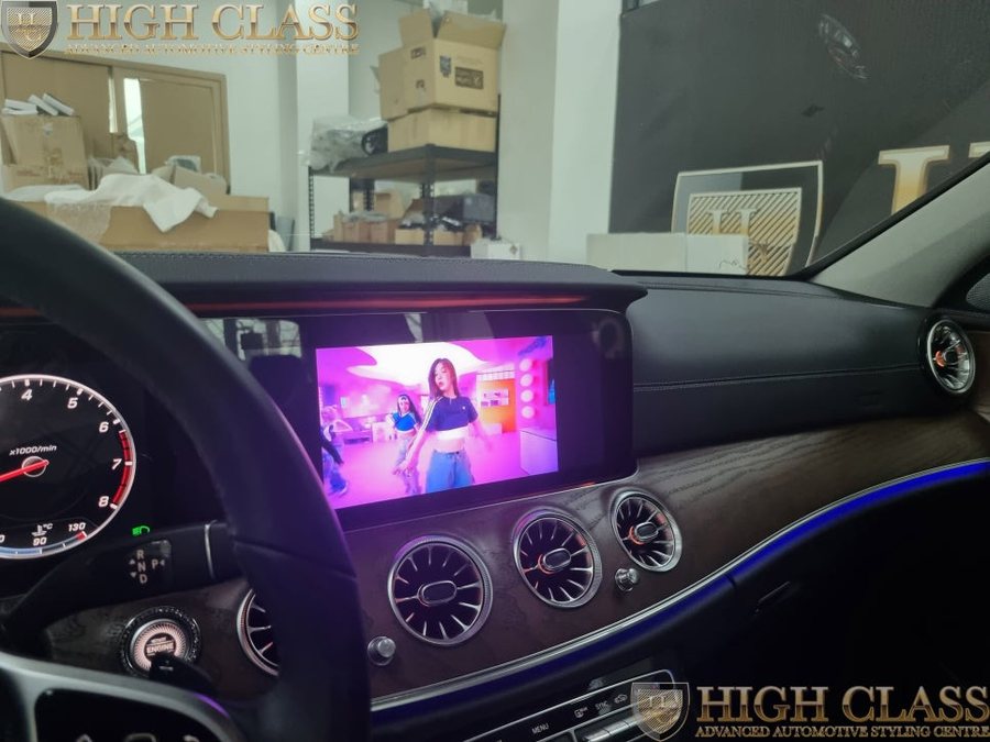 벤츠 E클래스 M2C 200A PLUS, 전동트위터, 송풍구엠비언트 콜라보