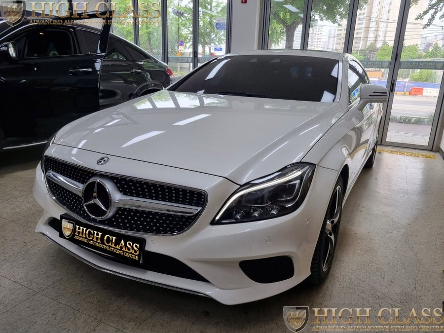 벤츠 CLS 핸들열선, 12색 엠비언트 업그레이드 신형 못지 않음 화려함