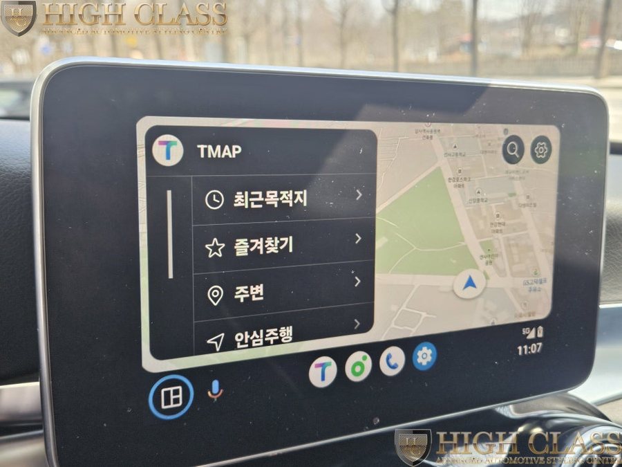 벤츠 C클래스 센터페시아 송풍구 수리 및 카플레이 모듈 설치