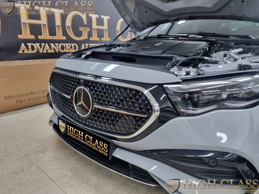 벤츠 E클래스 AMG 순정 발광 라디에이터 그릴 새로운 외관 드레스업 튜닝