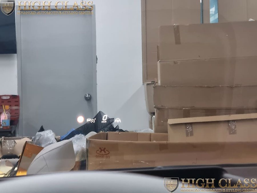 벤츠 EQE 편리하고 안전한 주행 가능한 순정 헤드업디스플레이