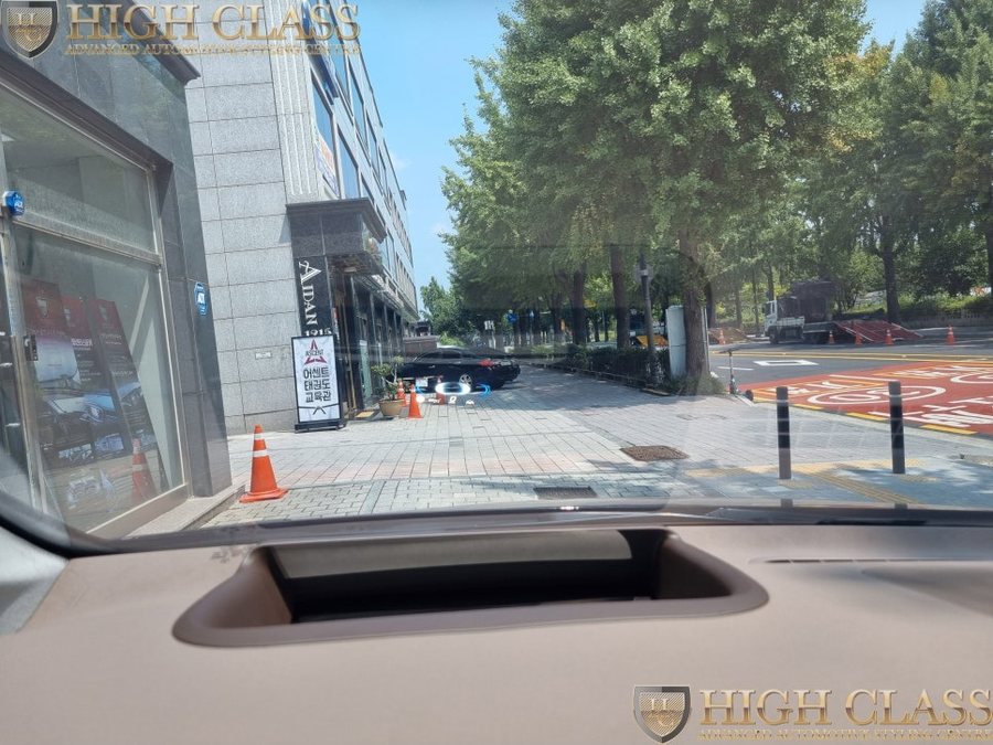 벤츠 EQE 순정 HUD (Head Up Display) 옵션이 빠진 이유