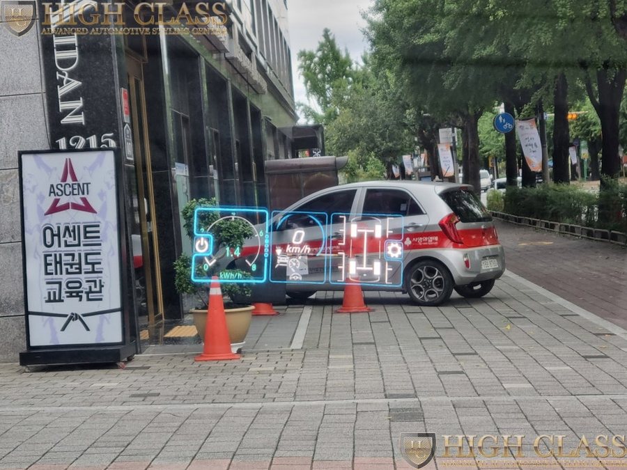 벤츠 EQA 순정 헤드업 디스플레이 옵션이 혹시 생략되었나요?