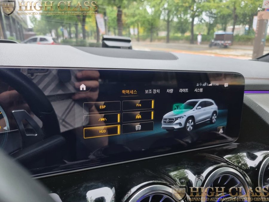 벤츠 EQA 순정 헤드업 디스플레이 옵션이 혹시 생략되었나요?