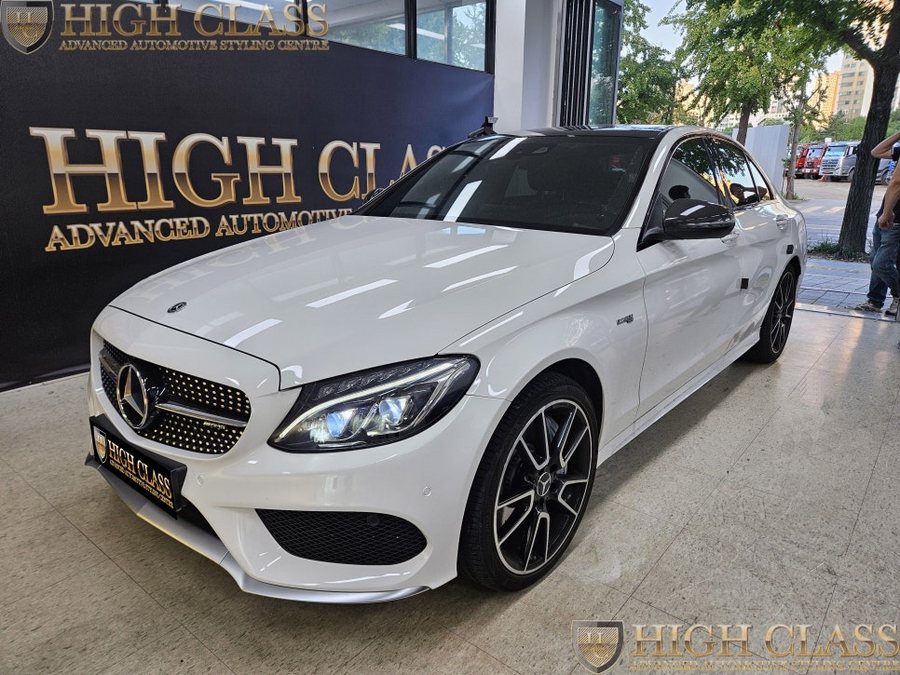 럭셔리와 스타일을 더한 벤츠 C43 AMG 엠비언트 조명 커스텀