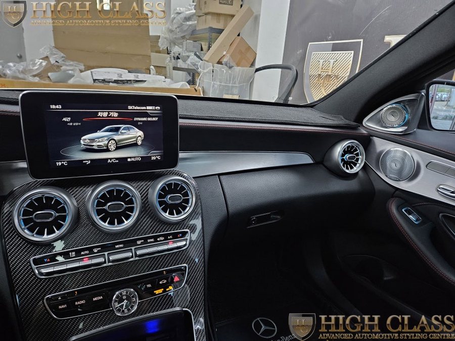 럭셔리와 스타일을 더한 벤츠 C43 AMG 엠비언트 조명 커스텀