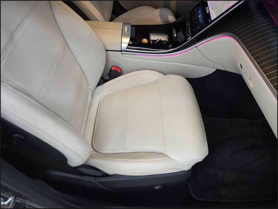 벤츠 C300 W206 통풍시트와 R버튼, 운전할수록 만족도가 달라집니다
