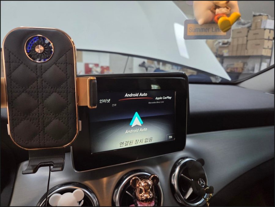 벤츠 GLA220 2019년식, 순정 카플레이·안드로이드 오토 코딩으로 스마트폰 연결