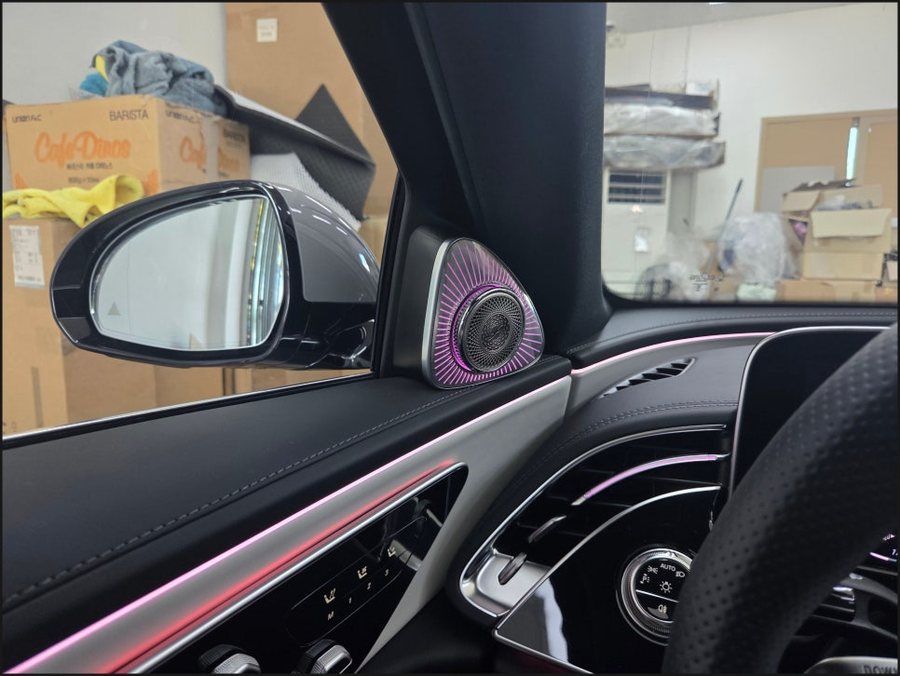 벤츠 E클래스 W214 E53 AMG, 5D 부메스터와 순정 R버튼 추가