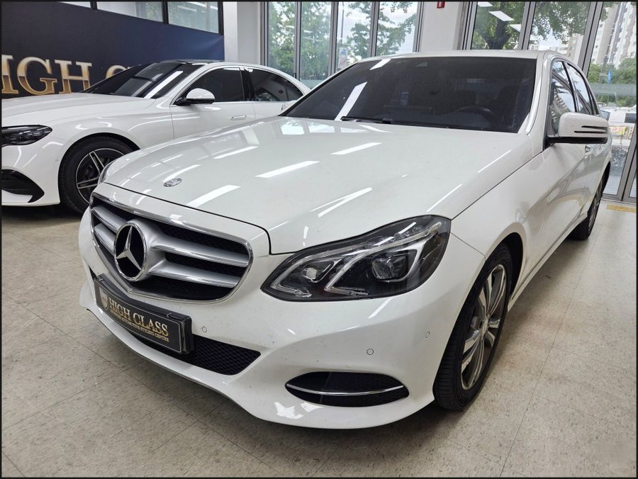 벤츠 W212 E220, 작은 순정 모니터 대신 12.3인치 안드로이드 올인원